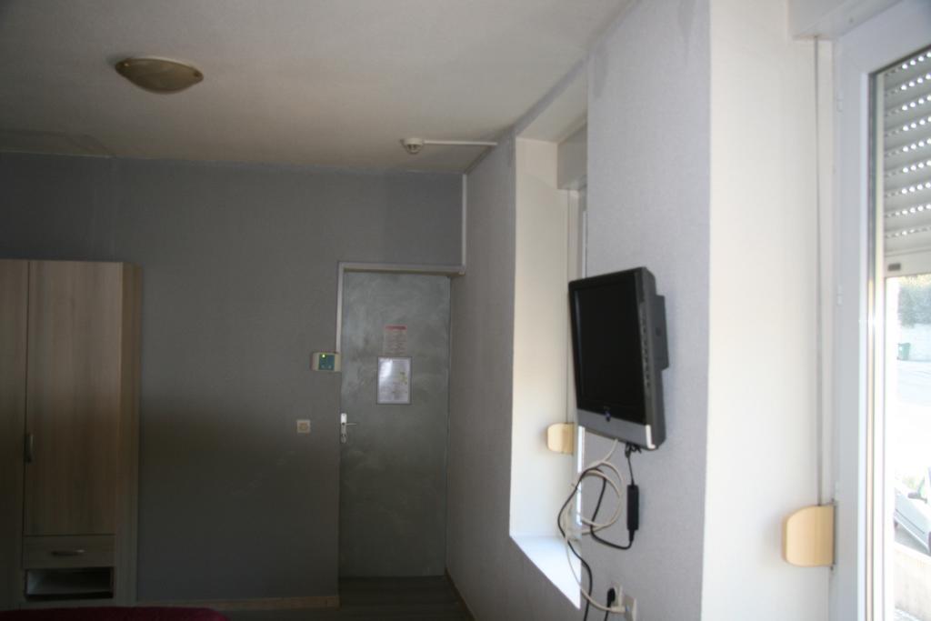 Le Bois Des Espeisses Hotel 2*